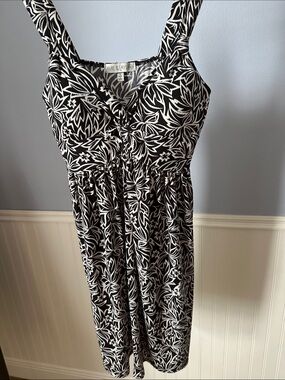 Jamie's & Taylor Black and White Floral Mini Dress